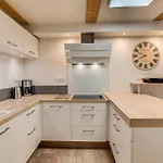 Pele - Alpes Agency - - Sleeps 11 Horská chata