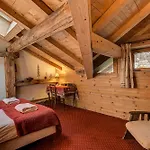 Horská chata Pele - Alpes Agency - - Sleeps 11 *
