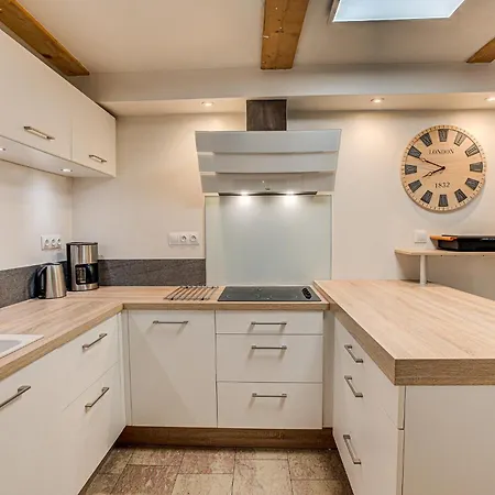 Pele - Alpes Agency - - Sleeps 11 Dağ evi