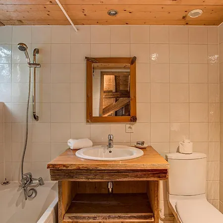 Pele - Alpes Agency - - Sleeps 11 Dağ evi *