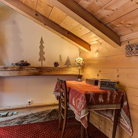 Pele - Alpes Agency - - Sleeps 11 *