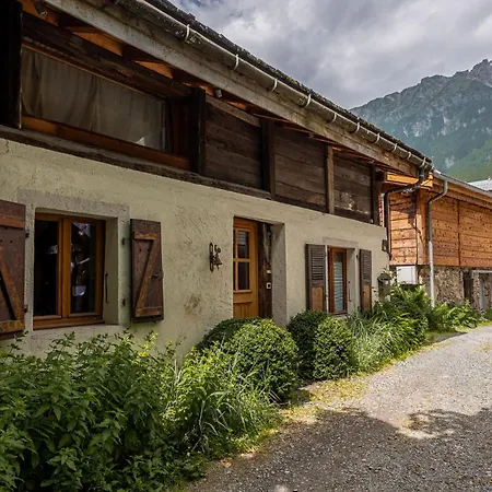 Pele - Alpes Agency - - Sleeps 11